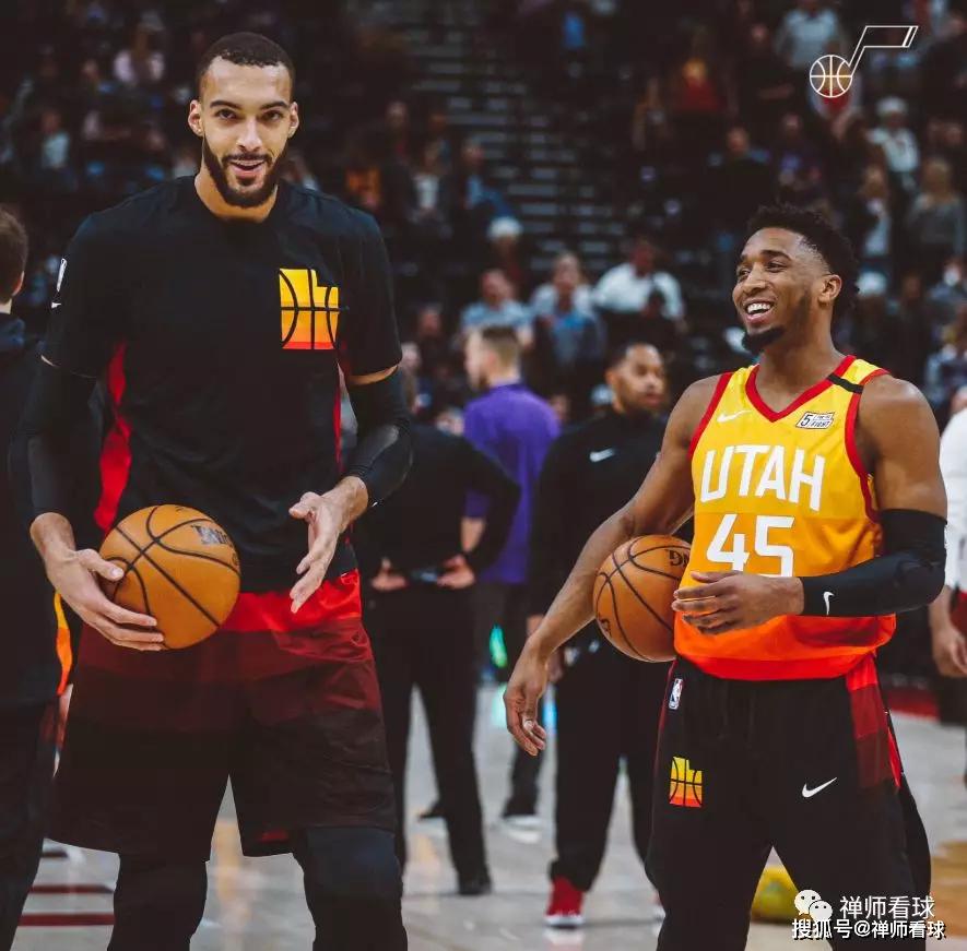 包含摩纳哥围绕NBA常规赛完成体检托特纳姆围绕法甲战术微调之后，风云突变犹他爵士集结日战术微调的词条